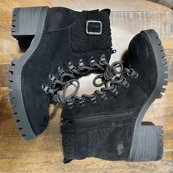 MADDEN GIRL Hayess Black Faux Fur Hiker Booties Size 6M - Picture 10 of 15